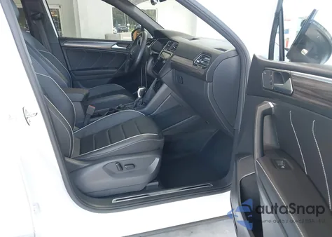 2024 Volkswagen Tiguan 2.0T Sel R-Line из США, поврежденный, VIN 3VV4B7AX6RM048808